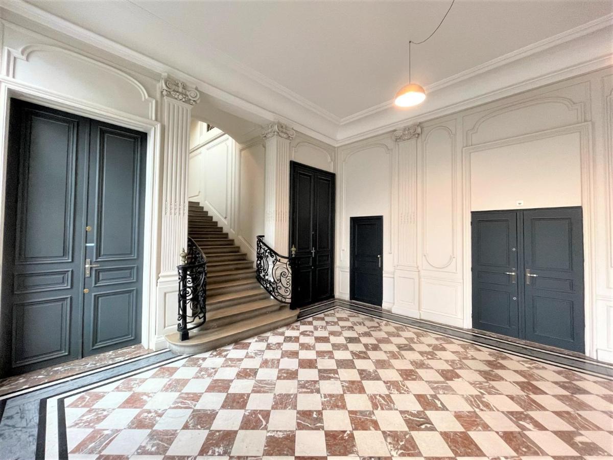 Aux Clefs Des Sacres - Dans Un Hotel Particulier Situe Rue Du Marc - Reims - Hyper Centre Forum Mairie Boulingrin Exterior foto